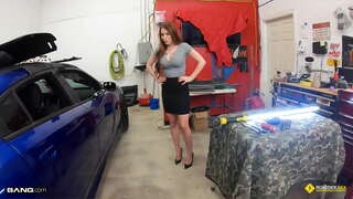 Strada - Brianna Rose ha Bisogno per la Sua Auto Fisso E Lei Giù A Scopare Strada - Brianna Rose ha Bisogno per la Sua Auto Fisso E Lei Giù A Scopare
