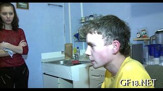 כמה בני נוער חמודים לא יכול לדמיין את החיים שלהם.