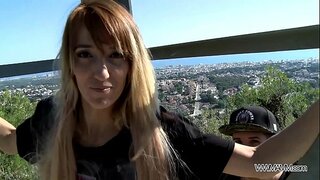 ���ೋರಾಗಿ ಕೆಂಪು ಜಡೆಯ ಮಿಲ್ಫ್ ಸುಮಾರು ಕೊರೆಯಲಾಗುತ್ತದೆ ತನ್ನ ಕುಂಡೆ ಕಾಡಿನಲ್ಲಿ ಮಜಾ