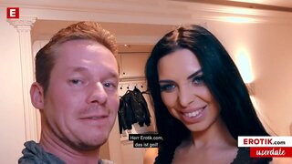 KIRA 여왕을 받는 큰 하중에 사용자(독일어)로 전체 비디오 kira.erotik.com 무료 멋진 Userdate